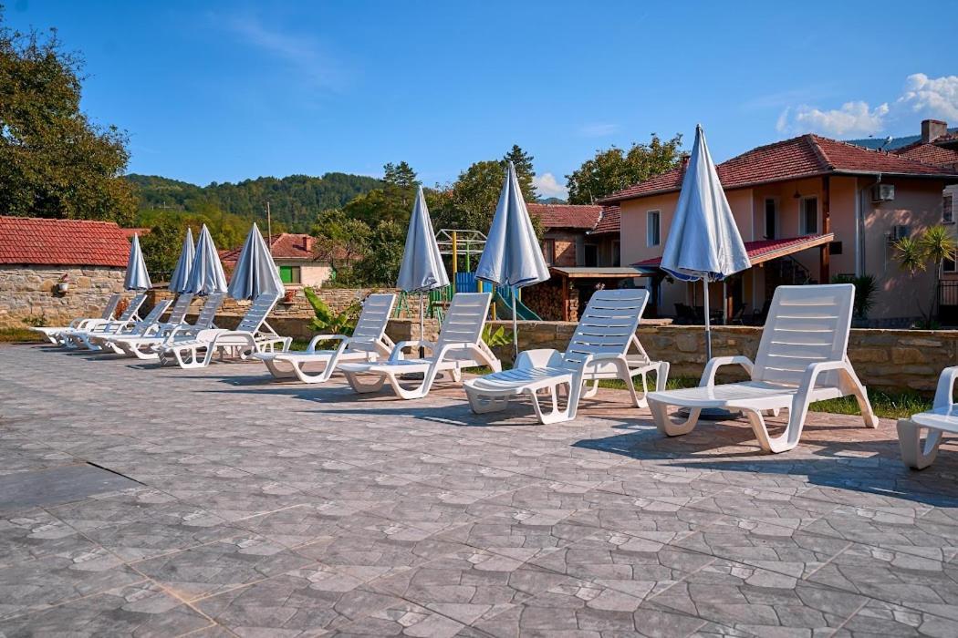 Villa Simida Debnevo Ngoại thất bức ảnh