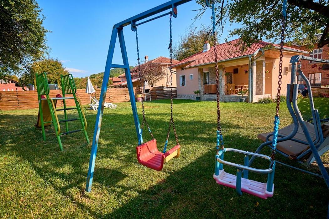Villa Simida Debnevo Ngoại thất bức ảnh